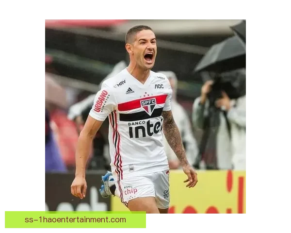 伤愈归来再披圣保罗战袍帕托重启巴西豪门征程球迷期待王者回归时