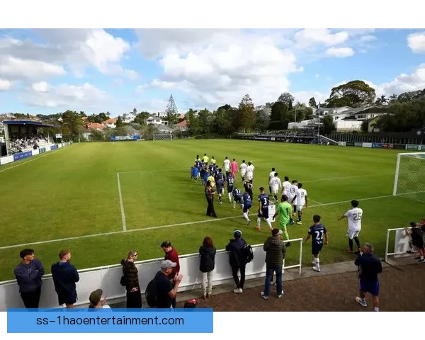 奥克兰城世俱杯年年一轮游背后半职业豪门与世界足球差距启示录思